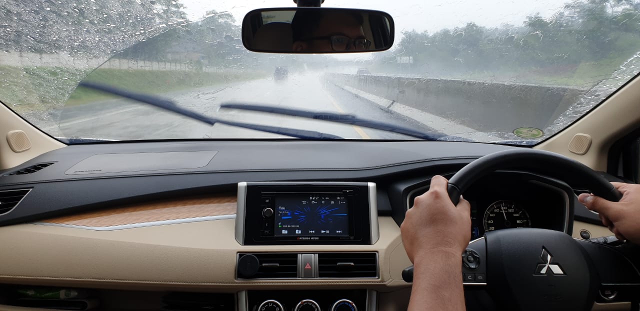 Permasalahan Mobil Ini Sering Bikin Jengkel Pengemudi Saat Musim Hujan